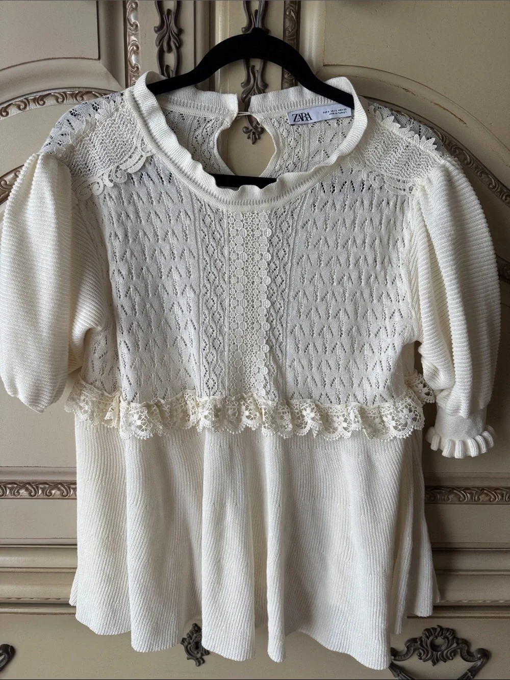 Zara Cream Lace-Knit  blouse with Ruffled Detail